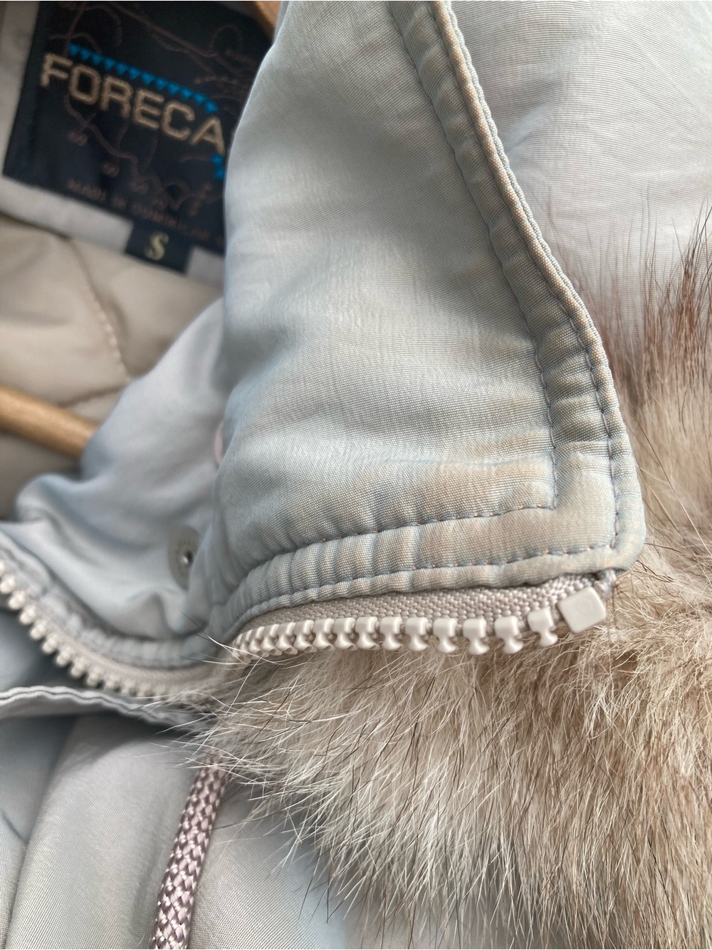 90s Coat Fur-Trimmed Hood - Picture 9 of 9